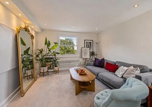Living Room- click for photo gallery